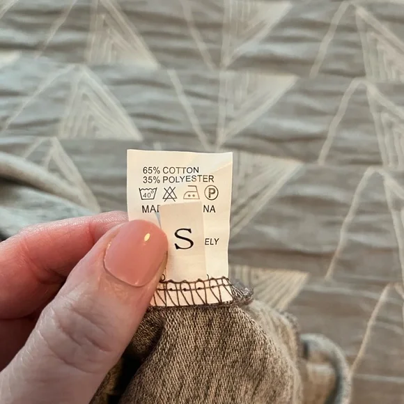 NWOT Women’s Long Sleeve Tunic Top Lightweight Sweater - Picture 10 of 13